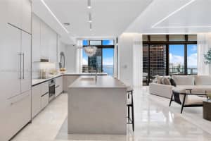 88 SW 7th St Apt 4001, Miami, FL 33130, - MLS#A12028692