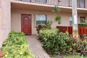7220 Lake Cir Dr APT 101, Margate, FL 33063, - MLS#A12028830
