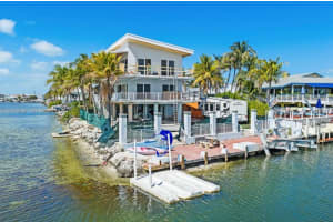 233 Aberdeen Ct, Tavernier, FL 33070, - MLS#A12028896