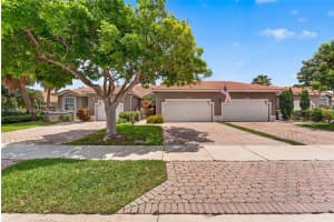 2411 Aragon Boulevard, Sunrise, FL 33322 - MLS#A12028900