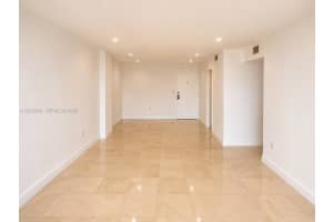 1450 Brickell Bay Dr APT 810, Miami, FL 33131, - MLS#A12028944