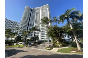 ATLANTIC 3, 21050 NE 38th Ave Apt 305, Aventura, FL 33180, - MLS#A12029113