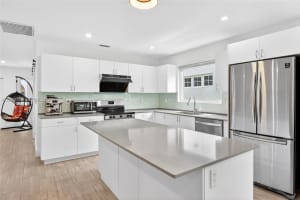 809 Milan Ave, Coral Gables, FL 33134, - MLS#A12029118