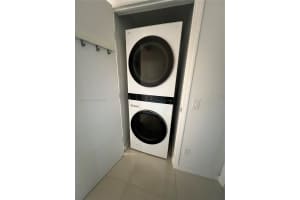 60 SW 13th St Apt 2207, Miami, FL 33130, - MLS#A12029127