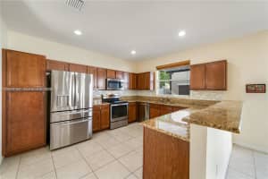 16946 SW 90th Terrace Cir, Miami, FL 33196, - MLS#A12029180