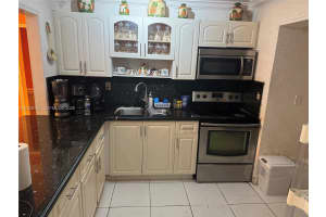 2110 Funston St, Hollywood, FL 33020, - MLS#A12029185
