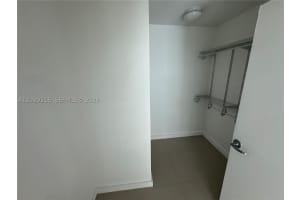 60 SW 13th St Apt 2807, Miami, FL 33130, - MLS#A12029215
