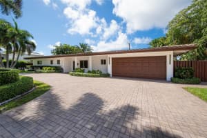 2716 NE 29th Ct, Fort Lauderdale, FL 33306, - MLS#A12029275