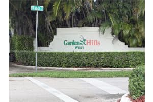 10138 SW 161st Ave, Miami, FL 33196, - MLS#A12029322
