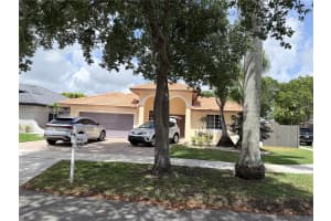 10138 SW 161st Ave, Miami, FL 33196, - MLS#A12029322