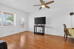 820 SW 11th Ave #15B, Hallandale Beach, FL 33009, - MLS#A12029380