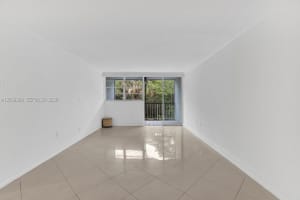 16518 NE 26th Ave APT 202, North Miami Beach, FL 33160, - MLS#A12029399