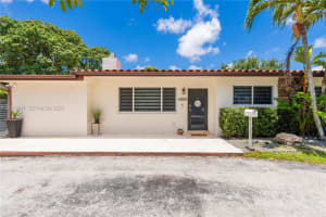 8595 SW 128th St, Miami, FL 33156, - MLS#A12029517