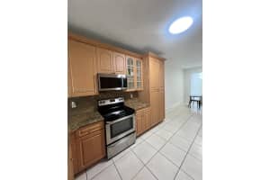 10750 NW 66th St APT 401, Doral, FL 33178, - MLS#A12029569
