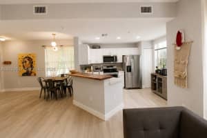 734 NE 90th St UNIT 301, Miami, FL 33138, - MLS#A12029617