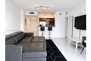 325 S Biscayne Blvd #717, Miami, FL 33131, - MLS#A12029678