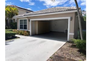 16553 NW 21st St, Pembroke Pines, FL 33028, - MLS#A12029771