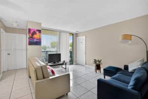 11790 18th Street, Miami, FL 33175 - MLS#A12029883