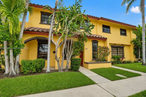 2613 47th Terrace, Lauderdale Lakes, FL 33313 - MLS#A12029916