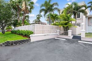 4517 NE 21st Ave Apt 5, Fort Lauderdale, FL 33308, - MLS#A12029982
