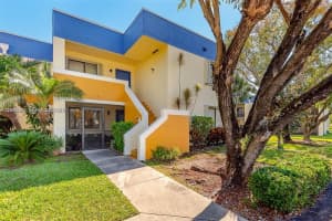 177 Lakeview Dr 104, Weston 177 Lakeview Dr 104, Weston