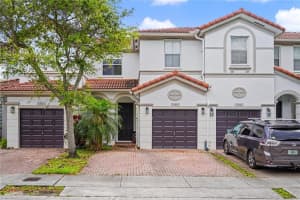 10918 Nw 78th Ter, Doral