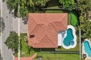16180 SW 14th St, Pembroke Pines, FL 33027, - MLS#A12030262