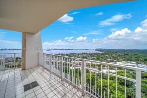 1000 Quayside Terrace, Miami, FL 33138 - MLS#A12030274