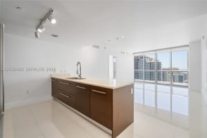 475 Brickell Avenue, Miami, FL 33131 - MLS#A12030420