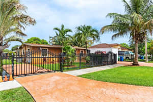15600 Nw 37th Place, Miami Gardens, Fl 33054, Miami Gardens 15600 Nw 37th Place, Miami Gardens, Fl 33054, Miami Gardens