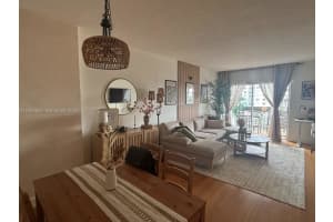 400 Kings Point Dr APT 622, Sunny Isles Beach, FL 33160, - MLS#A12030509
