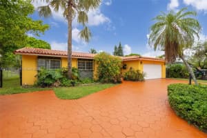1320 84th Avenue, Miami, FL 33144 - MLS#A12030562
