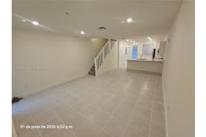 6453 NW 102nd Path Apartment 103, Doral, FL 33178, - MLS#A12030678