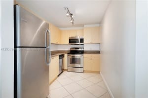 2280 SW 32nd Ave APT 605, Miami, FL 33145, - MLS#A12030949