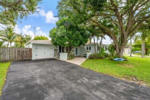10421 SW 107th St, Miami, FL 33176, - MLS#A12030954