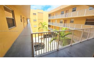 2441 SW 31st Ave APT 207, Miami, FL 33145, - MLS#A12031024