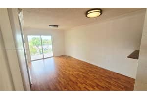 2441 SW 31st Ave APT 207, Miami, FL 33145, - MLS#A12031024