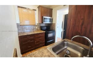 2441 SW 31st Ave APT 207, Miami, FL 33145, - MLS#A12031024