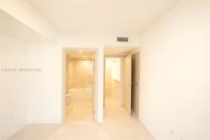 1000 Brickell Plaza Unit 4609, Miami, FL 33131, - MLS#A12031108
