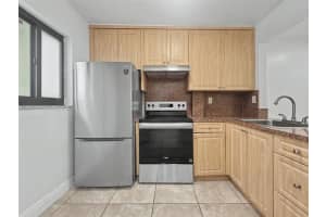 1001 SW 105th Ave APT 113, Miami, FL 33174, - MLS#A12031113
