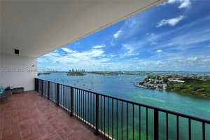 1000 Venetian Way, Miami, FL 33139 - MLS#A12031295