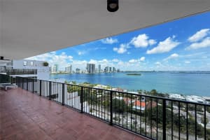 1000 Venetian Way, Miami, FL 33139 - MLS#A12031295