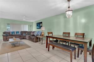 1200 Tallwood Ave APT 202, Hollywood, FL 33021, - MLS#A12031315