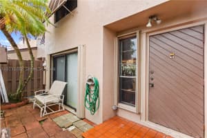 1184 122nd Terrace, Pembroke Pines, FL 33026 - MLS#A12031462