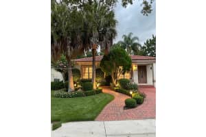 9136 NW 192nd Terrace, Hialeah, FL 33018, - MLS#A12031610