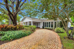 8820 N Lake Dasha Dr, Plantation, FL 33324, - MLS#A12031632