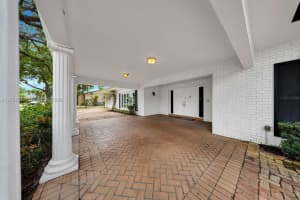 8820 N Lake Dasha Dr, Plantation, FL 33324, - MLS#A12031632