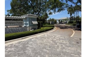 581 Sanderling Circle, Deerfield Beach, FL 33442 - MLS#A12031639