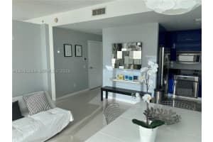 60 SW 13th St Apt 2301, Miami, FL 33130, - MLS#A12031858