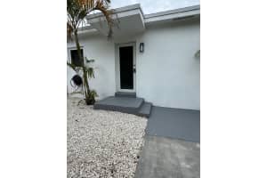15615 NE 5th Ct b, Miami, FL 33162, - MLS#A12031937
